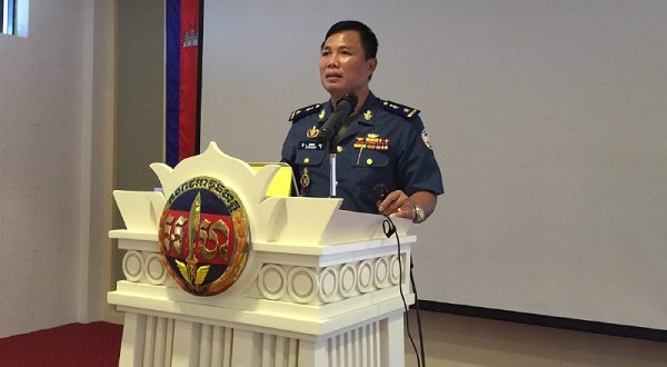 ឧត្តមសេនីយ៍ត្រី អេង ហ៊ី